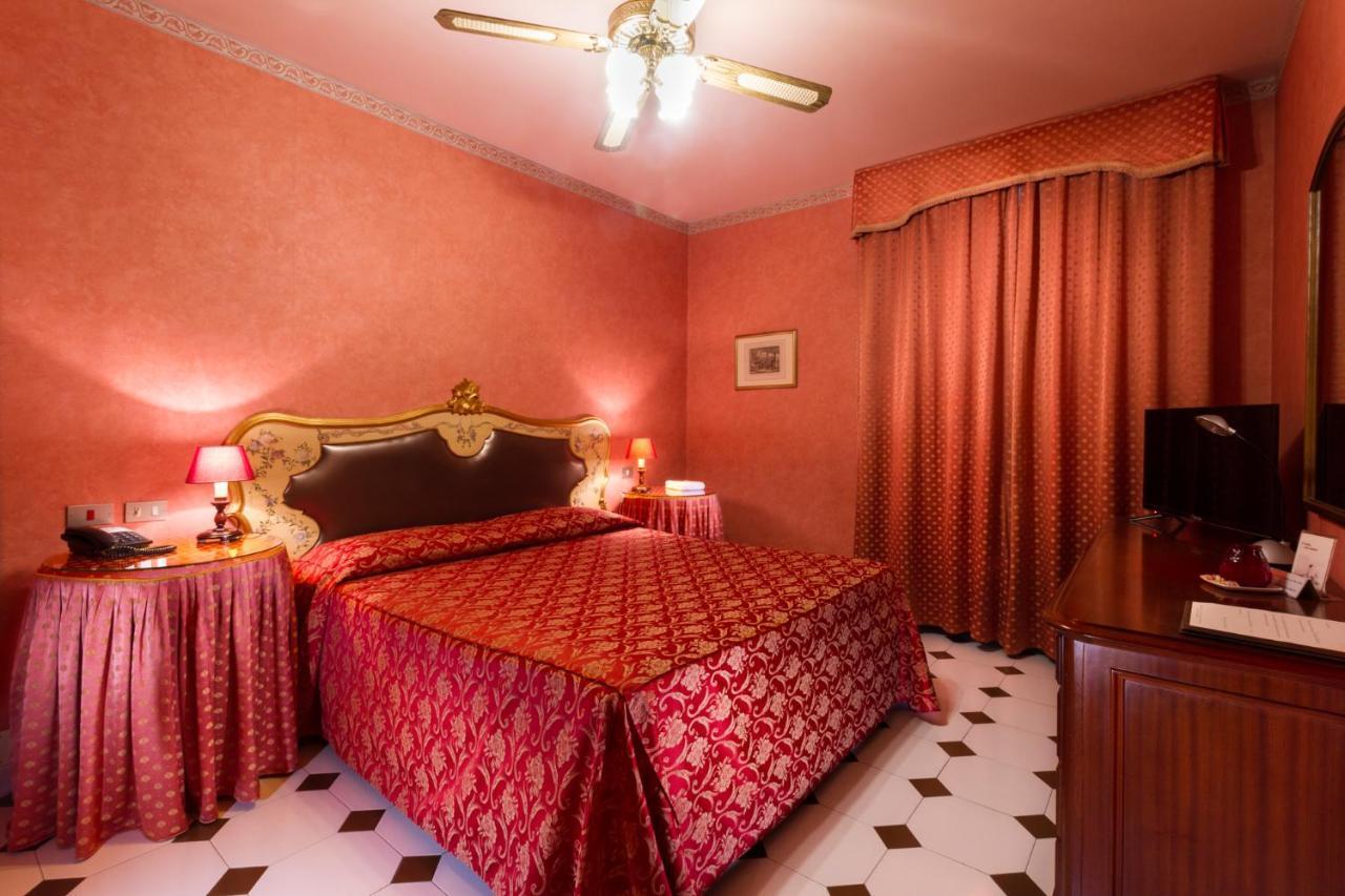 Park Hotel Villa Salzea Trofarello Экстерьер фото