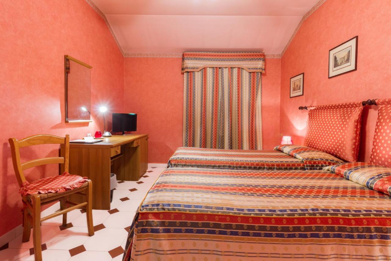 Park Hotel Villa Salzea Trofarello Экстерьер фото