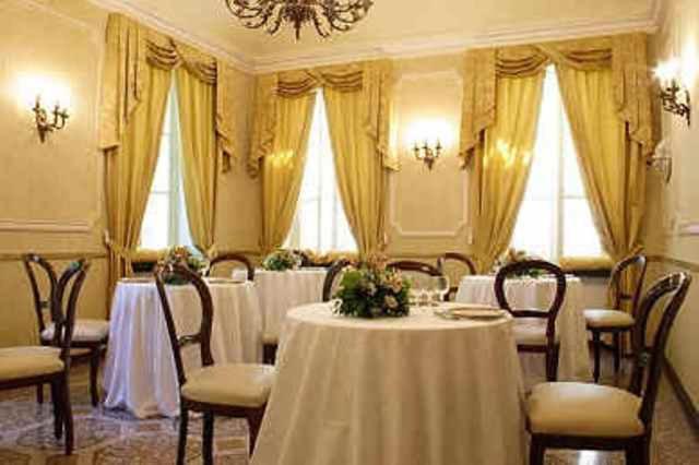 Park Hotel Villa Salzea Trofarello Экстерьер фото