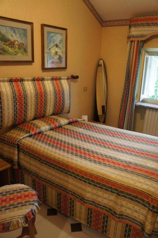 Park Hotel Villa Salzea Trofarello Экстерьер фото