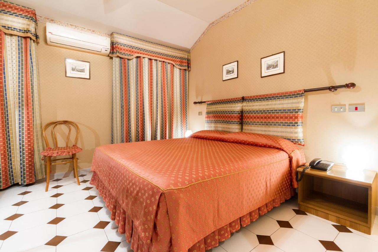 Park Hotel Villa Salzea Trofarello Экстерьер фото