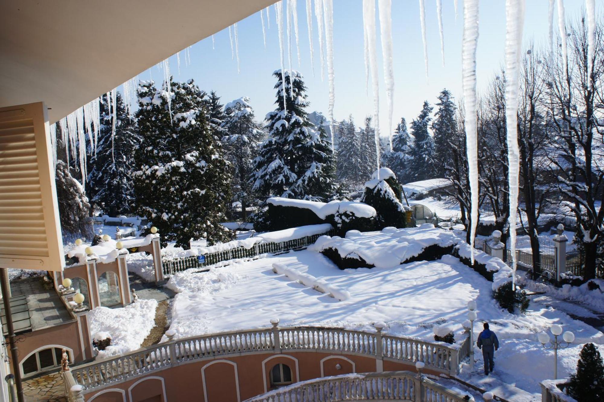 Park Hotel Villa Salzea Trofarello Экстерьер фото